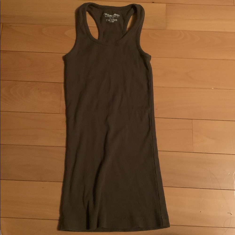 Two Racerback tank tops - Picture 4 of 9